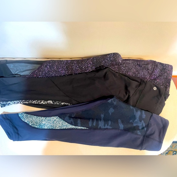 5 beautiful lululemon leggings in size 4 for price of one! - Picture 4 of 5